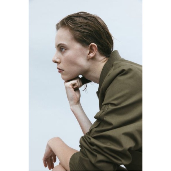 Green Shoulder Pad Bomber Jacket (S, L) - Picture 4 of 7